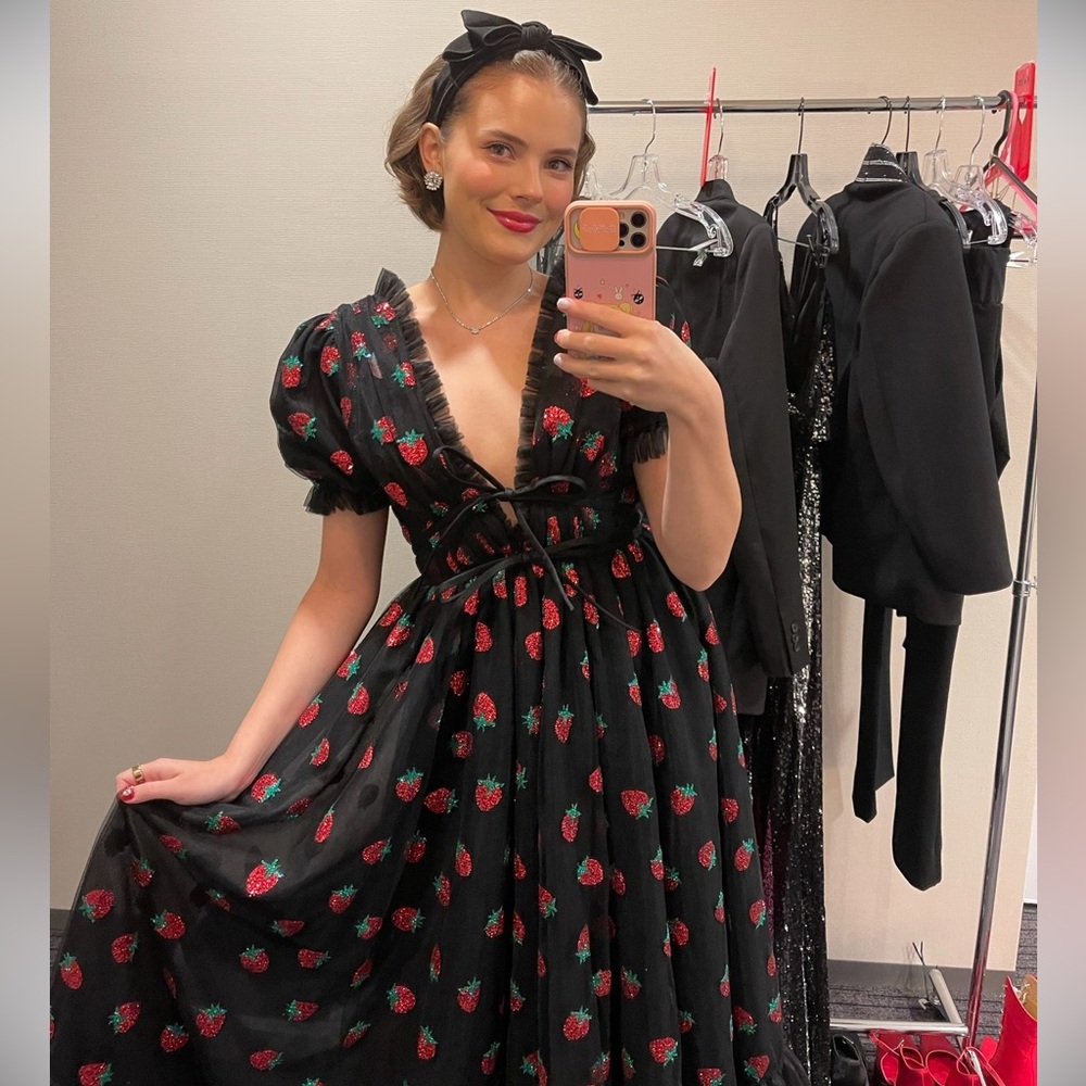 LIRIKA MATOSHI Strawberry Midi Dress Black!